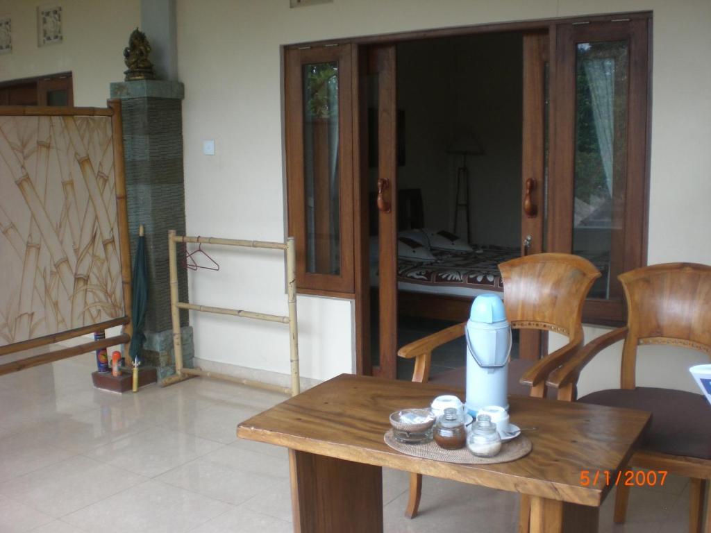 אובוד Adi House Homestay מראה חיצוני תמונה